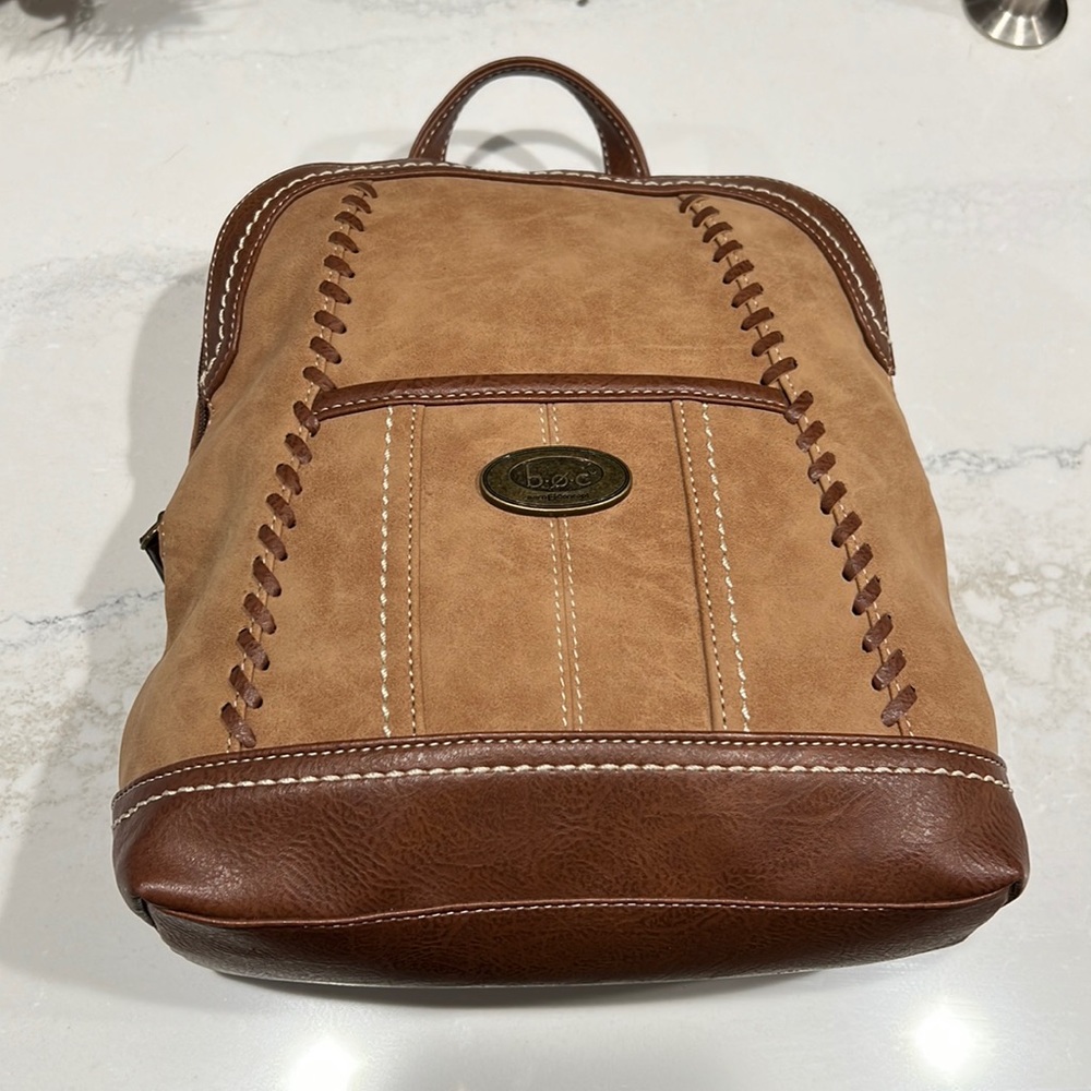 Born O Concept Leather Backpack